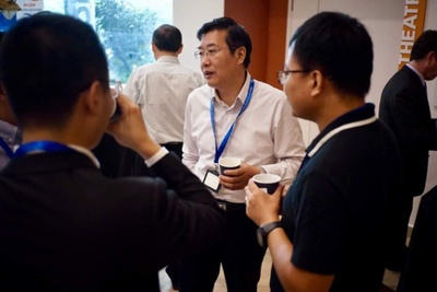 F:\施奇佳\学术学习\博士阶段\VLFS\会议与培训\2019.4新加坡\茶歇.jpg